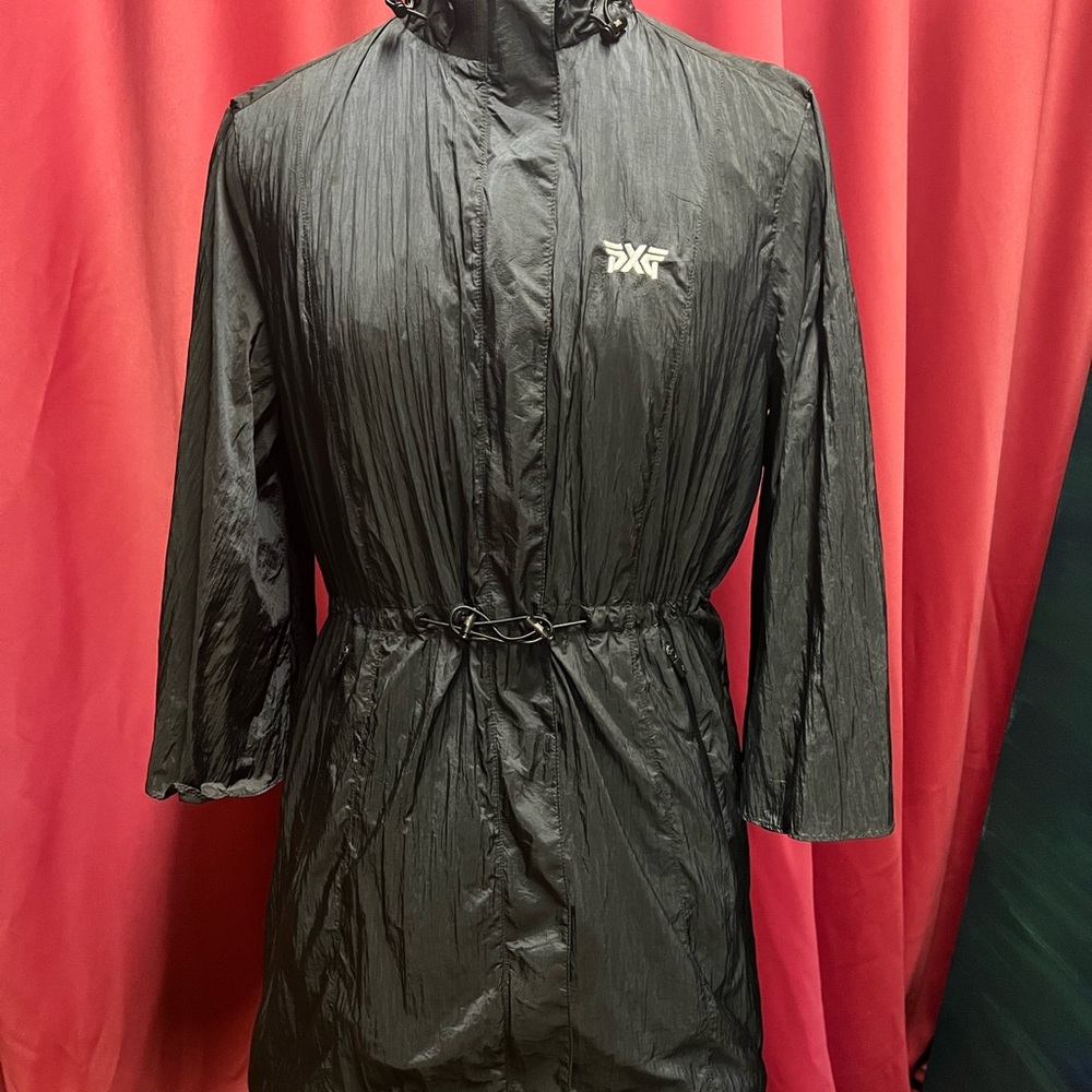 NWT PXG black golf Windbreaker, Small, fashionable to wear out styling